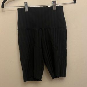 Offline by Aerie High-Waist Black Women's Ribbed Bike Shorts NWT Sz S Athletic